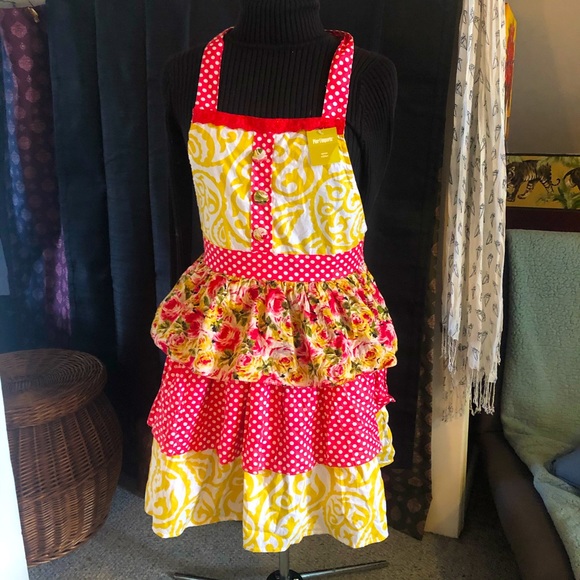 Most fab pier 1ruffled apron polka dots & roses - Picture 9 of 9